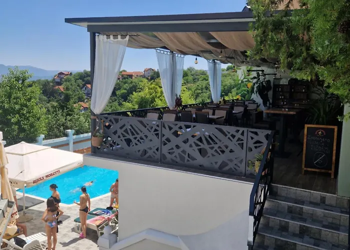 Garni Hotel Panorama Lux