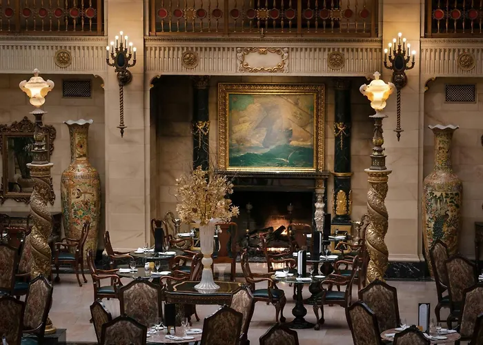 The Louie, A Davenport Hotel, Autograph Collection