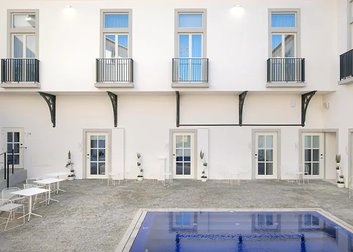 Mourasuites Hotel