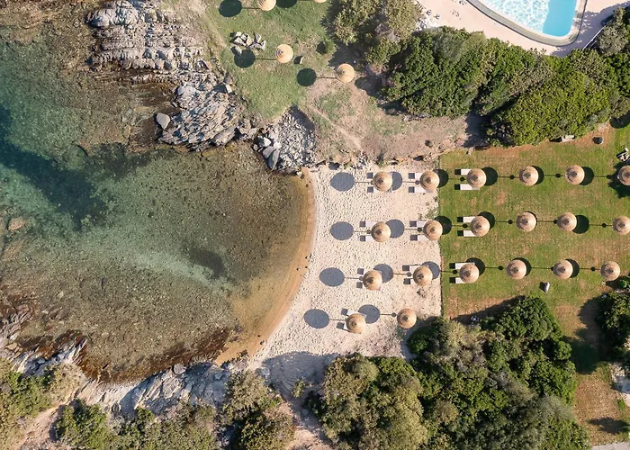 Cala Lupo Resort