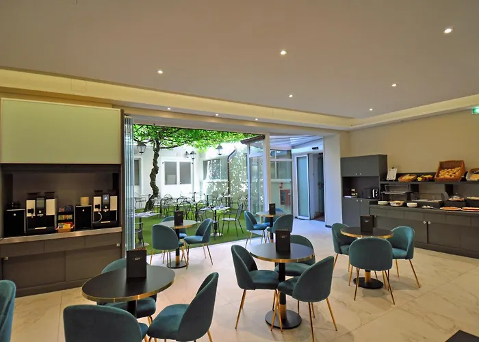 Cavour 30TRE - Moderno per tradizione