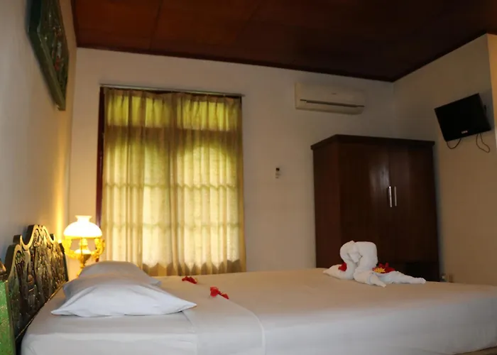 Puri Bunga Beach Cottages