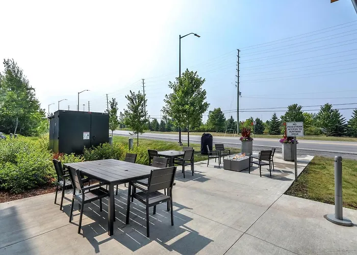 Microtel Inn & Suites By Wyndham Kanata Ottawa West