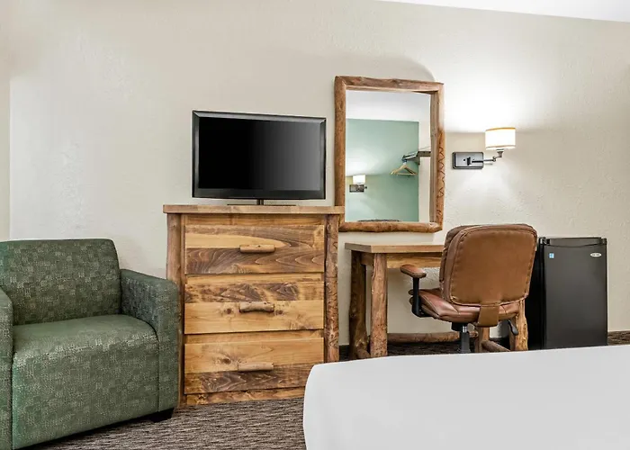 Econo Lodge, Downtown Custer Near Custer State Park And Mt Rushmore