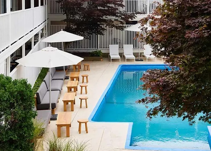 Parker Beach Lodge