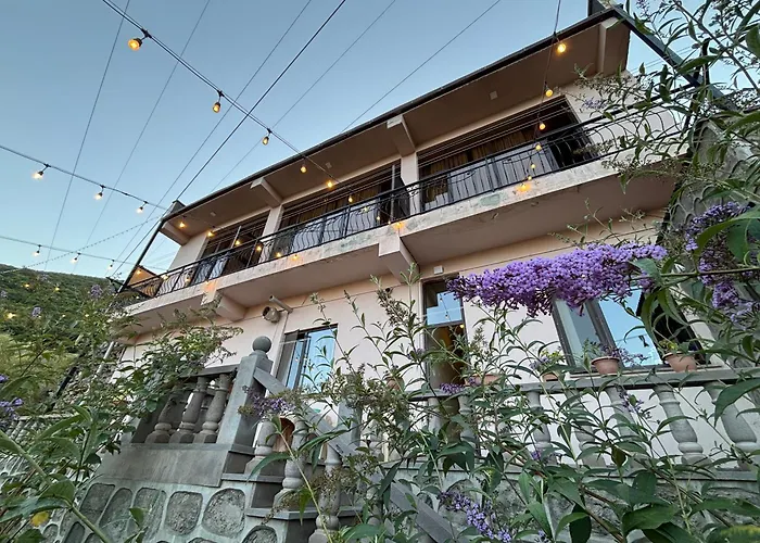 Tigran Hotel By Black & Gold
