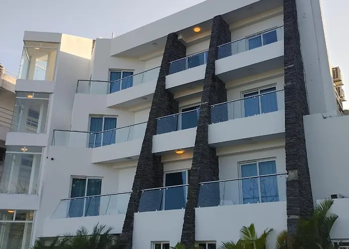 Samaná Suites Hotel by Habita