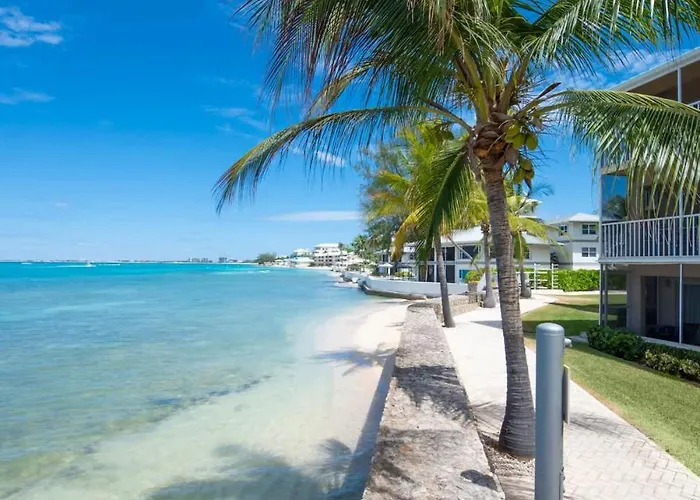 Plantation Village #37 - 2 Bedroom Garden Pool View Condo