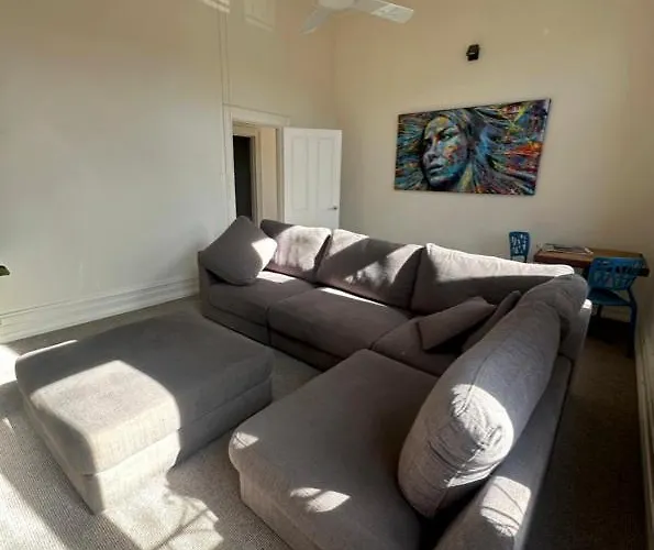 Ark Apartments