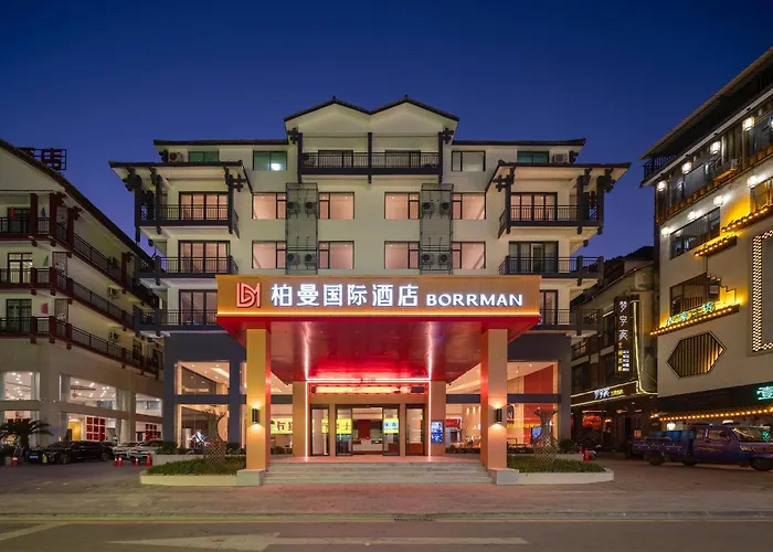 Zhangjiajie Borrman Hotel 300 Meters To National Forest Park East Gate-English Butler Service-Free Gym And Luandry-Tickets Reserve-Shuttle Service-Personal Itinerary Service-Buffet Breakfast