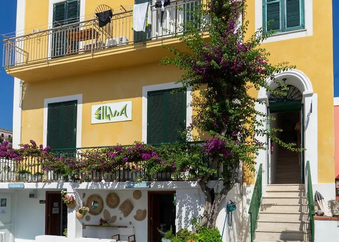Pensione Silvia Santa Mari