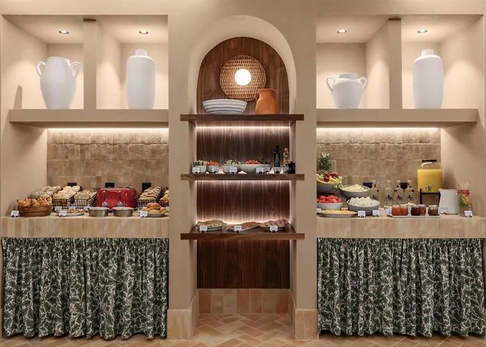 Amarello Hotel Praia Santo André, Tapestry Collection by Hilton
