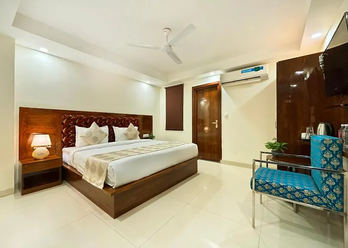 Denver Hotel Delhi Airport - Free Airport Drop