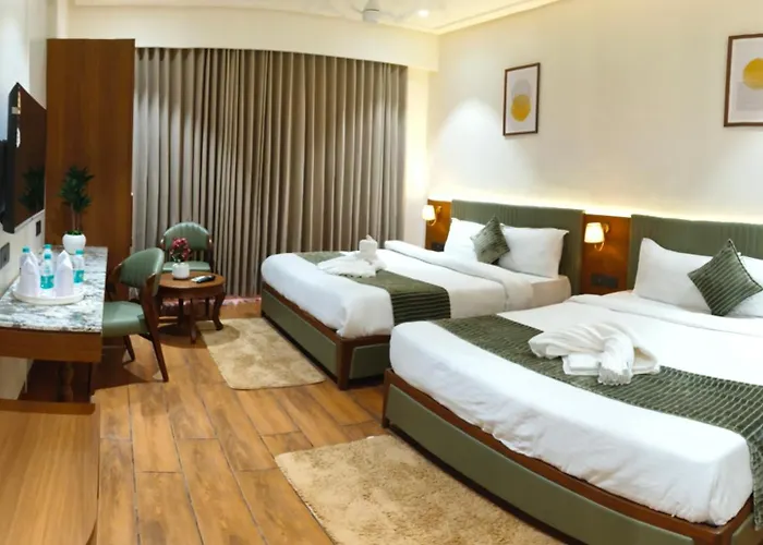 Hotel Shlok Inn