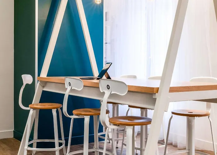 Ibis Styles Asnieres Centre