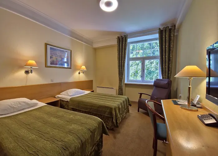 Barclay Hotel