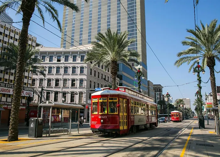 Wyndham Garden Baronne Plaza Hotel New Orleans