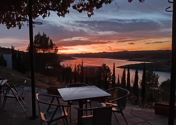 Hotel Rural La Alcanacia