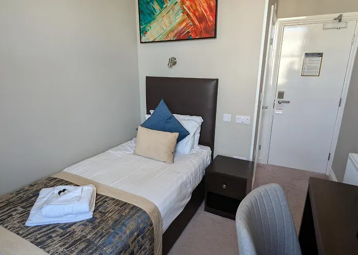 Alexandra Hotel