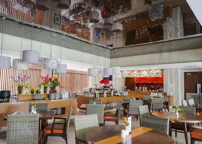 Soll Marina Hotel & Conference Center Bangka