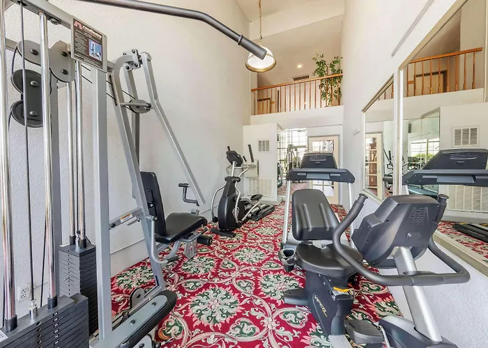 Best Western Plus Hill House