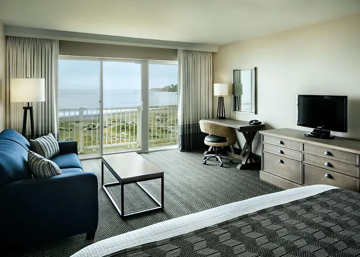 Beachfront Inn