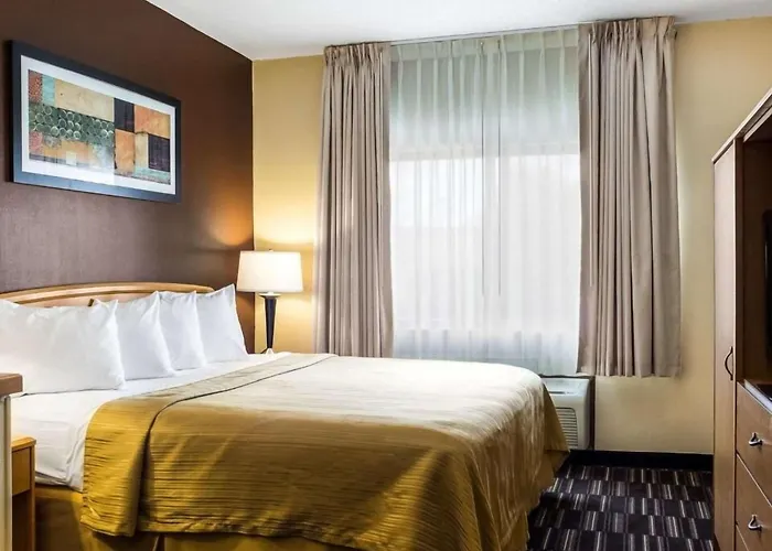 Quality Suites Near West Acres
