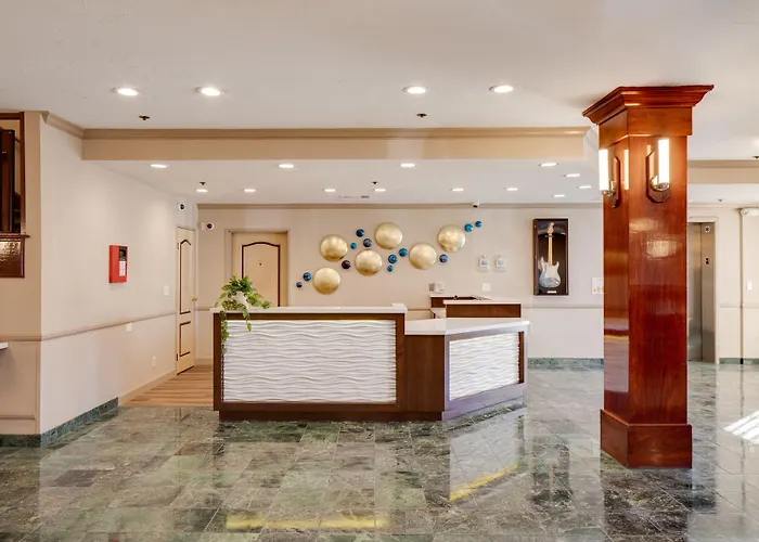 Ayres Hotel Corona - Riverside
