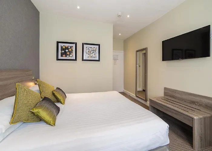 Phoenix Hotel