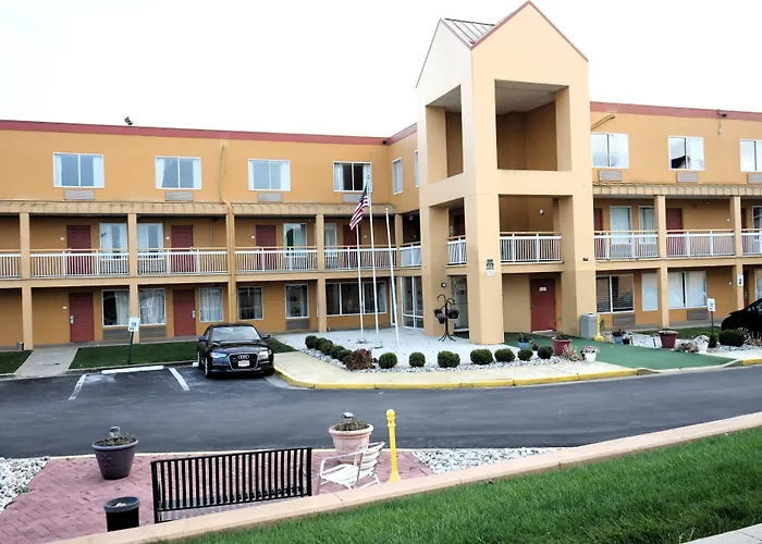Copley Inn & Suites By Oyo Akron Oh