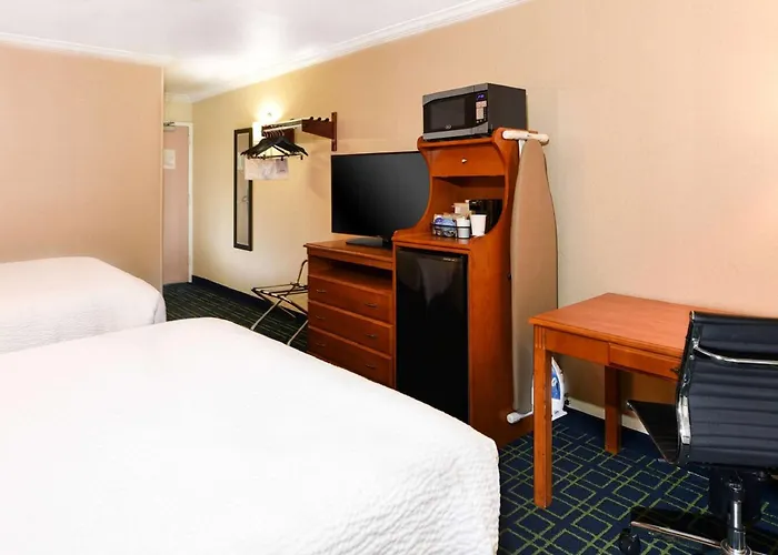 Surestay Hotel By Best Western Ontario Airport