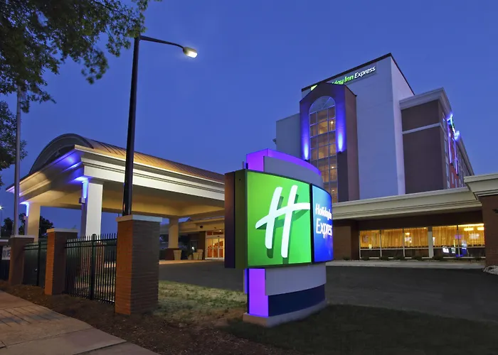 Holiday Inn Express Augusta Downtown By Ihg