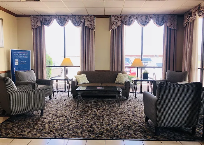 Wingate By Wyndham Wichita Airport