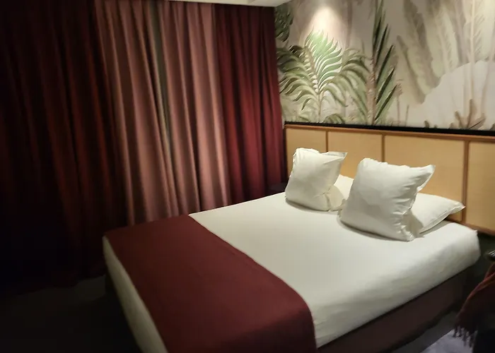 Hotel Paris Neuilly