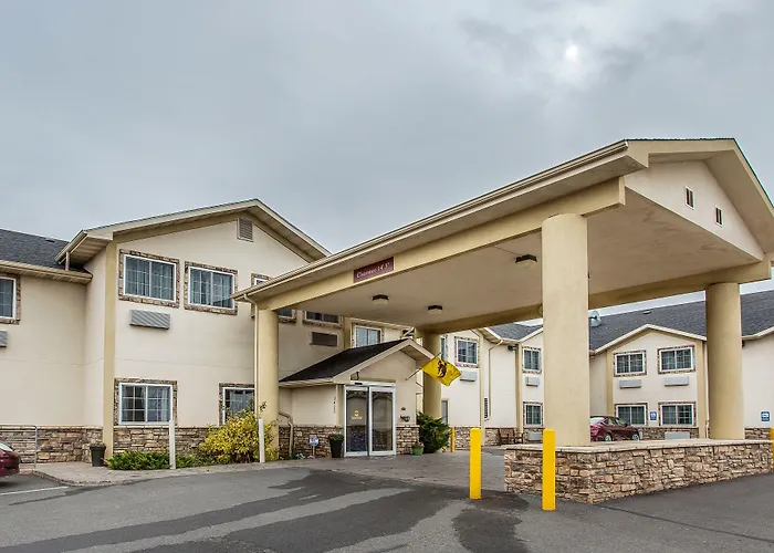 Quality Inn & Suites University