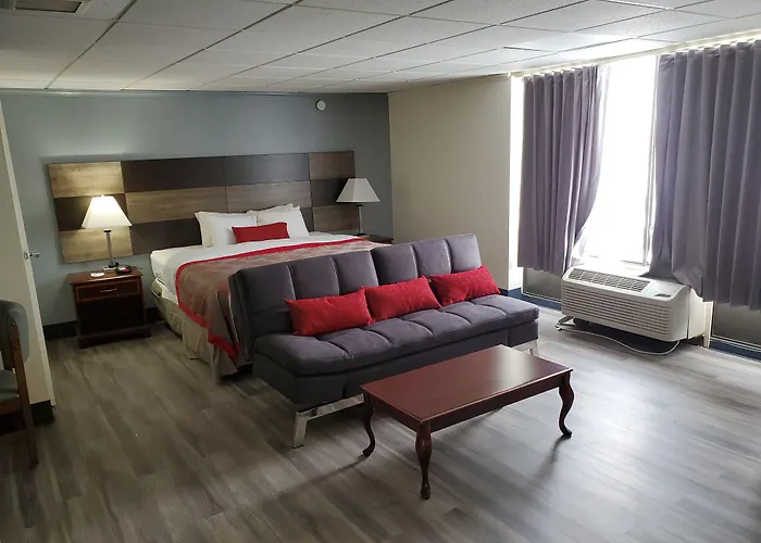 Ramada By Wyndham North Platte
