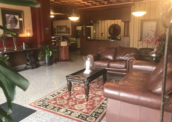 Arrow Hotel