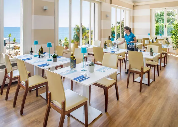 Hotel Golfo E Palme