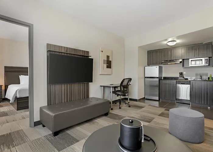 Best Western Plus Airport Inn & Suites Saskatoon