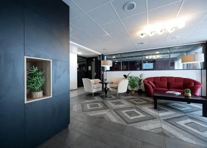 Nemea Appart Hotel Quai Victor Tours Centre