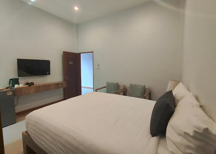 Look At Home Lamphun