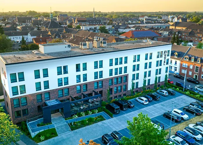 JaHotel