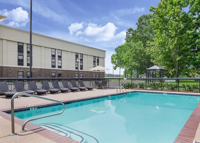 Hampton Inn Lagrange near Callaway Gardens