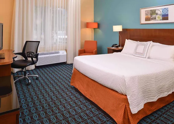 Baymont By Wyndham St Charles