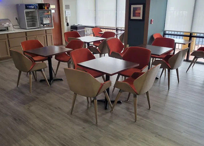 Comfort Suites Cumming-Atlanta Near Northside Hospital Forsyth