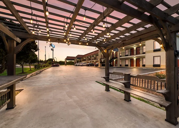 Surestay Hotel By Best Western Meridian