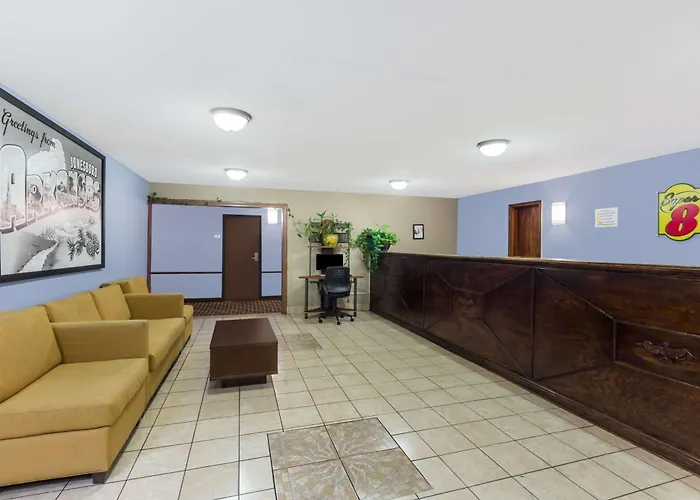 Super 8 By Wyndham Jonesboro