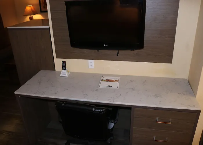 Days Inn By Wyndham Fresno South