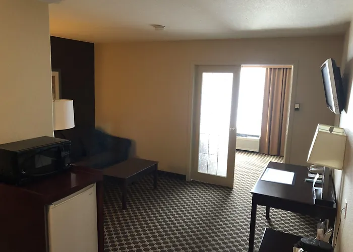Best Western Strathmore Inn
