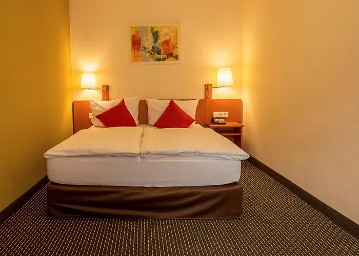 Central Hotel Loewen